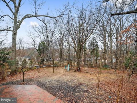 1611 Dublin Dr, Silver Spring, MD 20902 photo 5