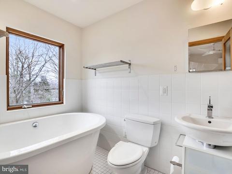 1611 Dublin Dr, Silver Spring, MD 20902 photo 23