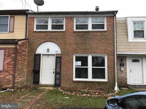 706 Shore Dr, Joppa, MD 21085 photo 1