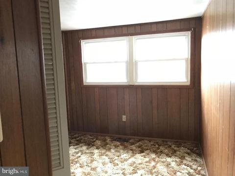 706 Shore Dr, Joppa, MD 21085 photo 9