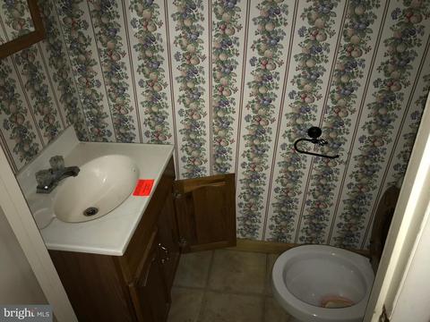 706 Shore Dr, Joppa, MD 21085 photo 7