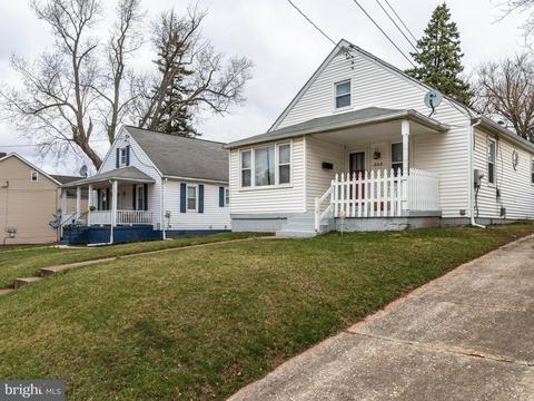 329 Main St, Westminster, MD 21157 photo 2