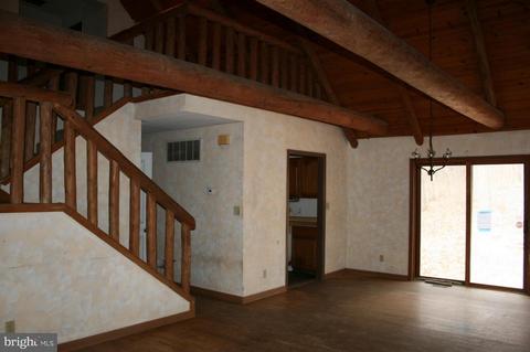 214 Kirkhoff Rd, Westminster, MD 21157 photo 2