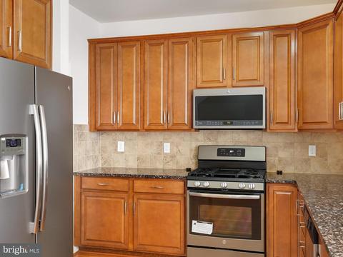 11673 Leesborough Cir, Silver Spring, MD 20902 photo 7