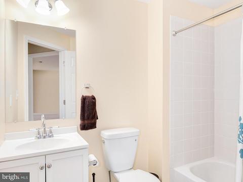18594 Quantico Gateway Dr, Triangle, VA 22172 photo 24