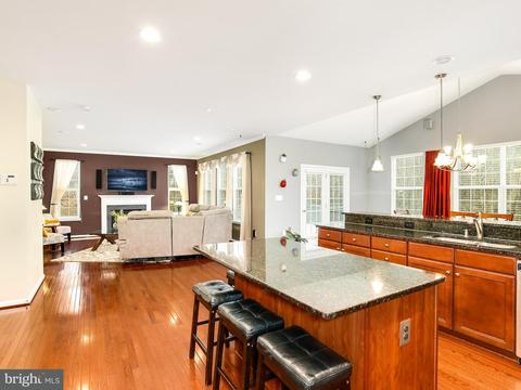 18594 Quantico Gateway Dr, Triangle, VA 22172 photo 10