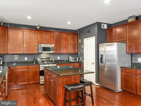 18594 Quantico Gateway Dr, Triangle, VA 22172 photo 8