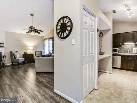 2102 Whitehall Rd #2C, Frederick, MD 21702 photo 4