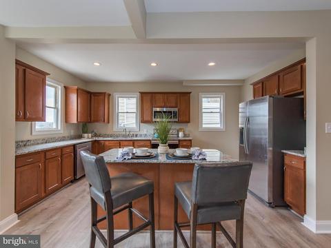 124 E Green St, Westminster, MD 21157 photo 1