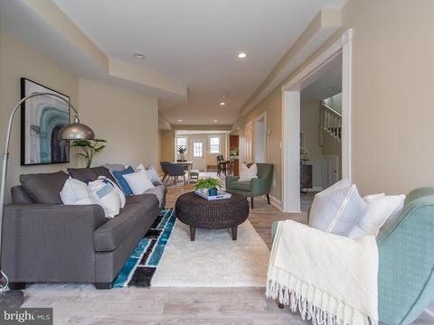 124 E Green St, Westminster, MD 21157 photo 4