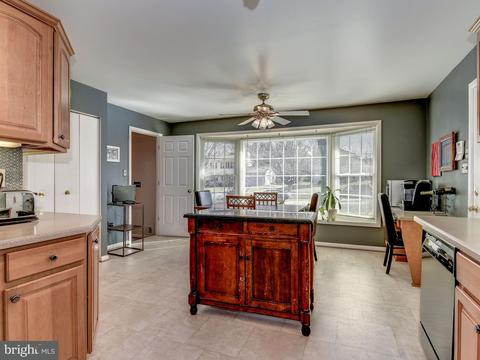 14808 Cobblestone Dr, Silver Spring, MD 20905 photo 7