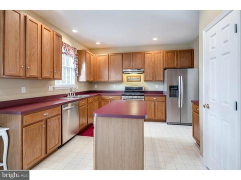 66 Stoneham Dr, Delran, NJ 08075 photo 6