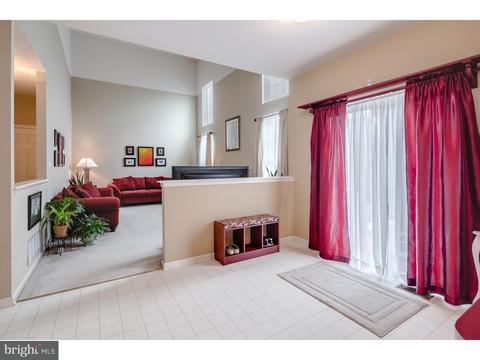 66 Stoneham Dr, Delran, NJ 08075 photo 9