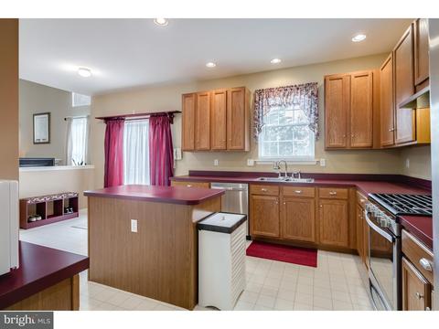 66 Stoneham Dr, Delran, NJ 08075 photo 7