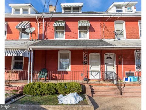 529 Kossuth St, Riverside, NJ 08075 photo 1