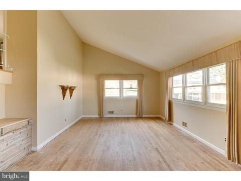 2 Constance Dr, Hamilton, NJ 08620 photo 6