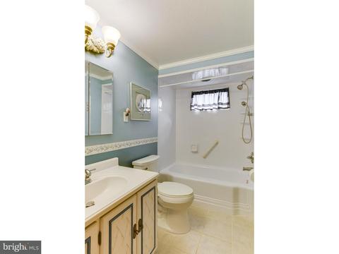 2 Constance Dr, Hamilton, NJ 08620 photo 16