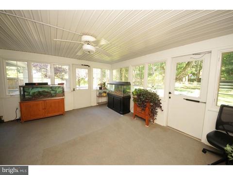 31 Perry Dr, Ewing, NJ 08628 photo 10