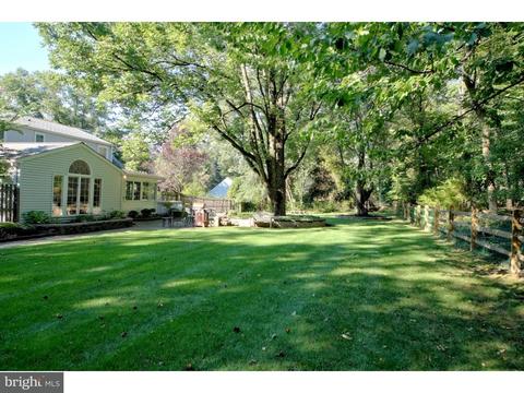 31 Perry Dr, Ewing, NJ 08628 photo 22