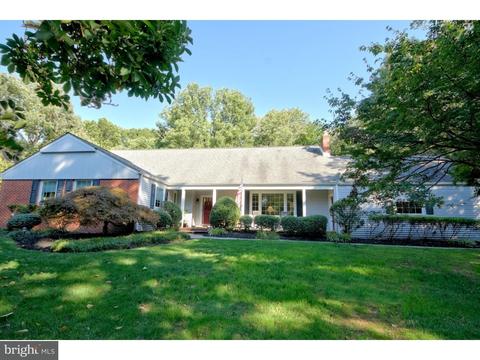 31 Perry Dr, Ewing, NJ 08628 photo 1