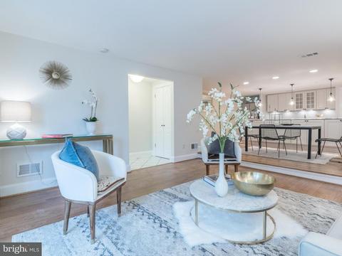 2115 12 S St NW, Washington, DC 20008 photo 5