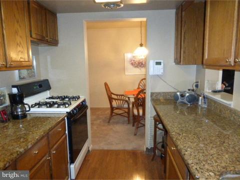 331 Drummers Ln, Wayne, PA 19087 photo 3