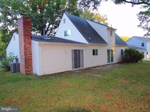 6939 Spelman Dr, Springfield, VA 22153 photo 2