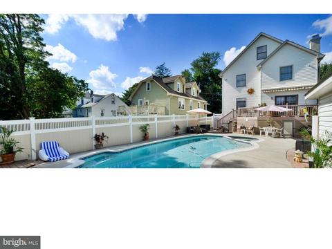 24 E Park Ave, Maple Shade, NJ 08052 photo 8