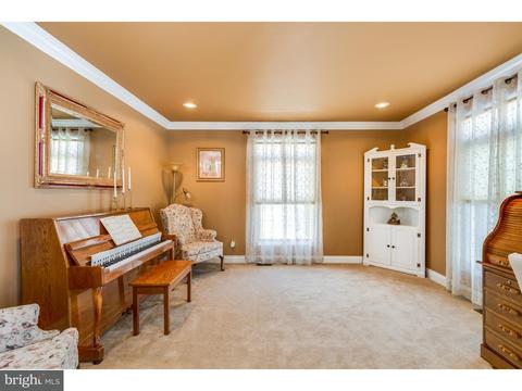 24 E Park Ave, Maple Shade, NJ 08052 photo 9