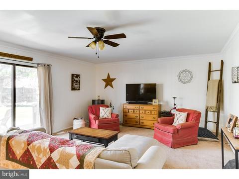 10 Baggaley Rd, Hamilton, NJ 08690 photo 9