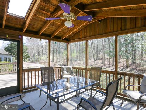 8609 Ashcroft Dr, Laurel, MD 20708 photo 14