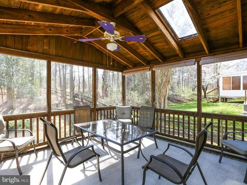 8609 Ashcroft Dr, Laurel, MD 20708 photo 15