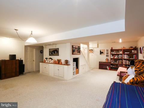8609 Ashcroft Dr, Laurel, MD 20708 photo 22