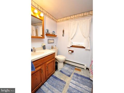 210 Ruth Ave, Maple Shade, NJ 08052 photo 8
