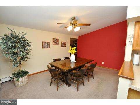 210 Ruth Ave, Maple Shade, NJ 08052 photo 5