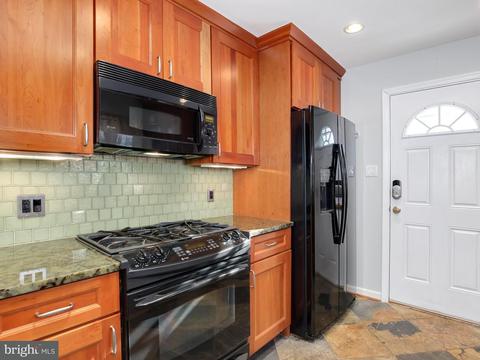 3915 Adams Dr, Silver Spring, MD 20902 photo 3