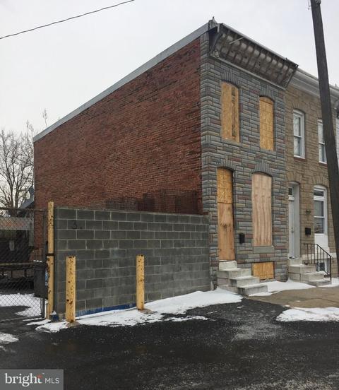5 Janney St S, Baltimore, MD 21224 photo 1