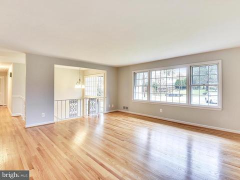 6324 Kellogg Dr, Mclean, VA 22101 photo 4