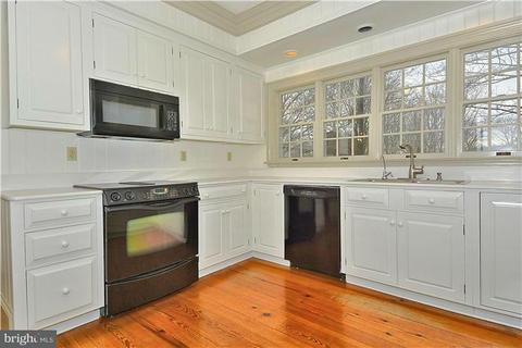 1101 Ednor Rd, Silver Spring, MD 20905 photo 9