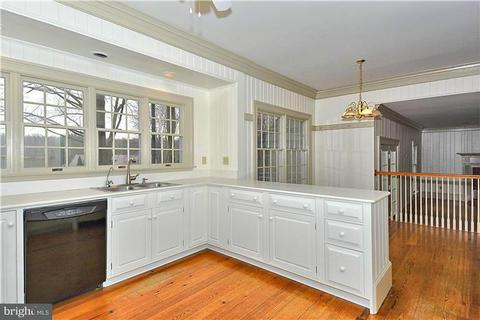 1101 Ednor Rd, Silver Spring, MD 20905 photo 8