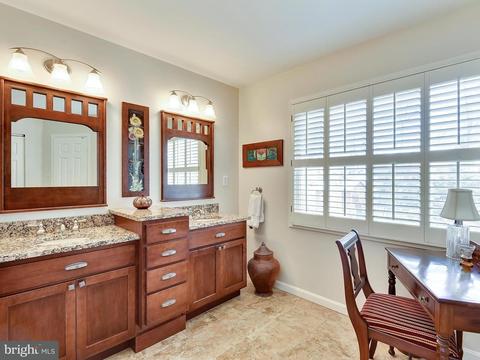 11411 Catalina Ter, Silver Spring, MD 20902 photo 16
