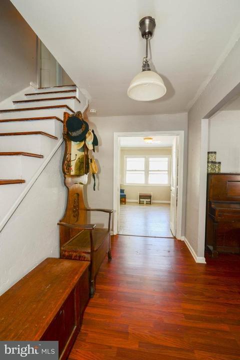 12110 Cedarbrook Ln, Laurel, MD 20708 photo 3