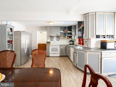 12110 Cedarbrook Ln, Laurel, MD 20708 photo 11