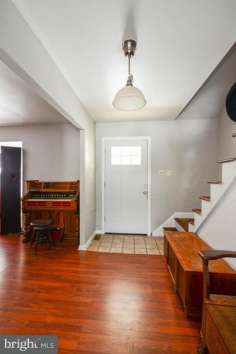 12110 Cedarbrook Ln, Laurel, MD 20708 photo 4