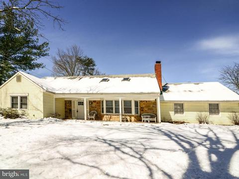 12110 Cedarbrook Ln, Laurel, MD 20708 photo 2