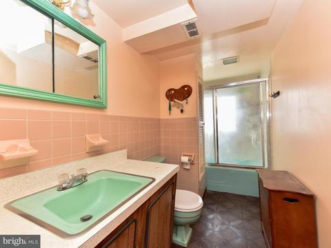 7307 Inzer St, Springfield, VA 22151 photo 17