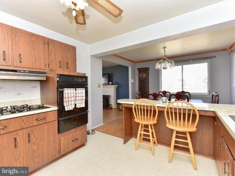 7307 Inzer St, Springfield, VA 22151 photo 9