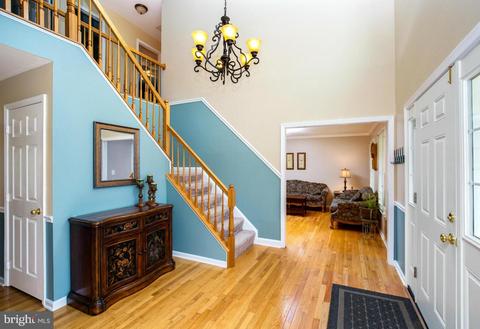 9366 River Crest Rd, Manassas, VA 20110 photo 4