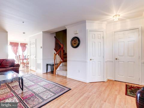6430 View Point Ct, Frederick, MD 21703 photo 3