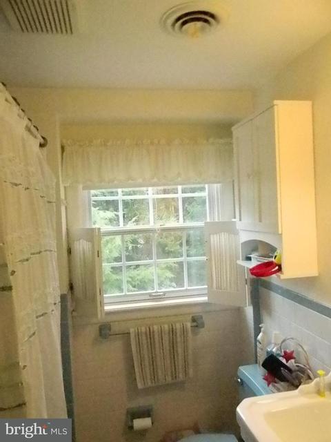 363 Dutch Ship Ct, Pasadena, MD 21122 photo 12